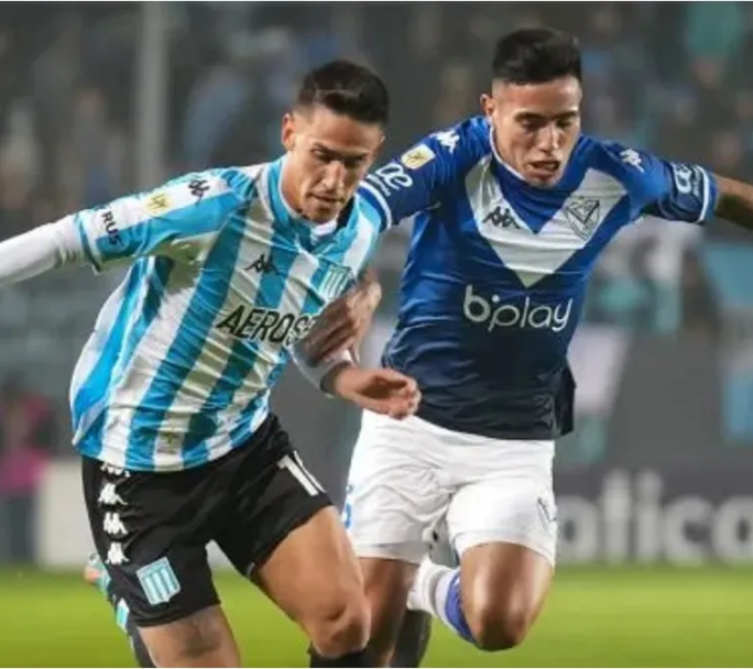 Triunfo de Racing por la Copa Libertadores, le ganó a Vélez 1 a 0 en el Amalfitani